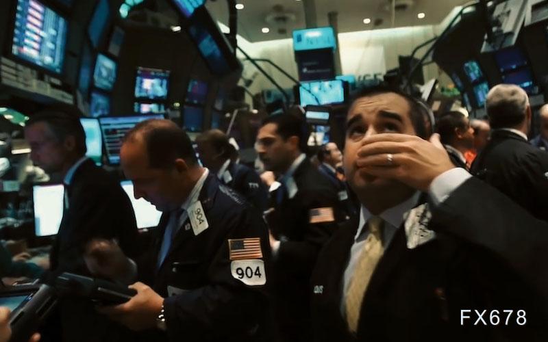 XM官网：金价狂欢跃上4888，市场却暗示风险回暖？(图1)